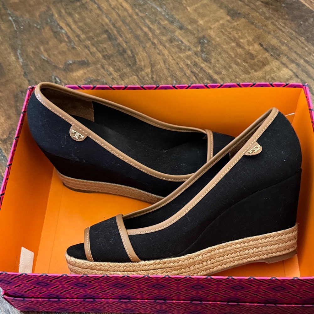 Tory Burch Black and Brown “Majorca” Wedges